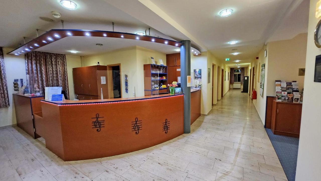 Hotel Amadeus Dresden Neustadt Extérieur photo